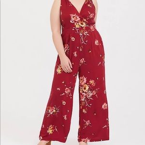TORRID Red Floral Jumpsuit sz 2